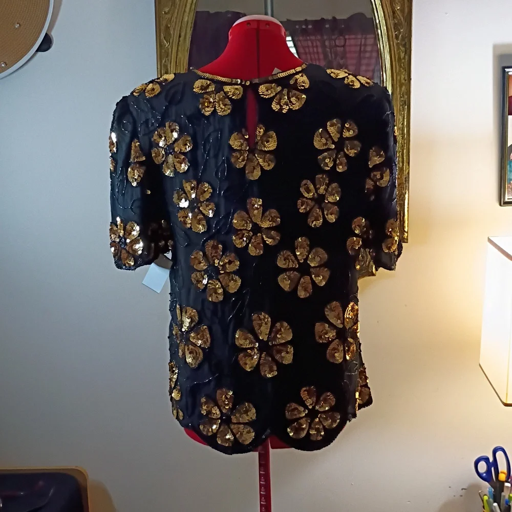 Lawrence Kozar NY Vintage Black and Gold Floral Sequin Top - Picture 5 of 6
